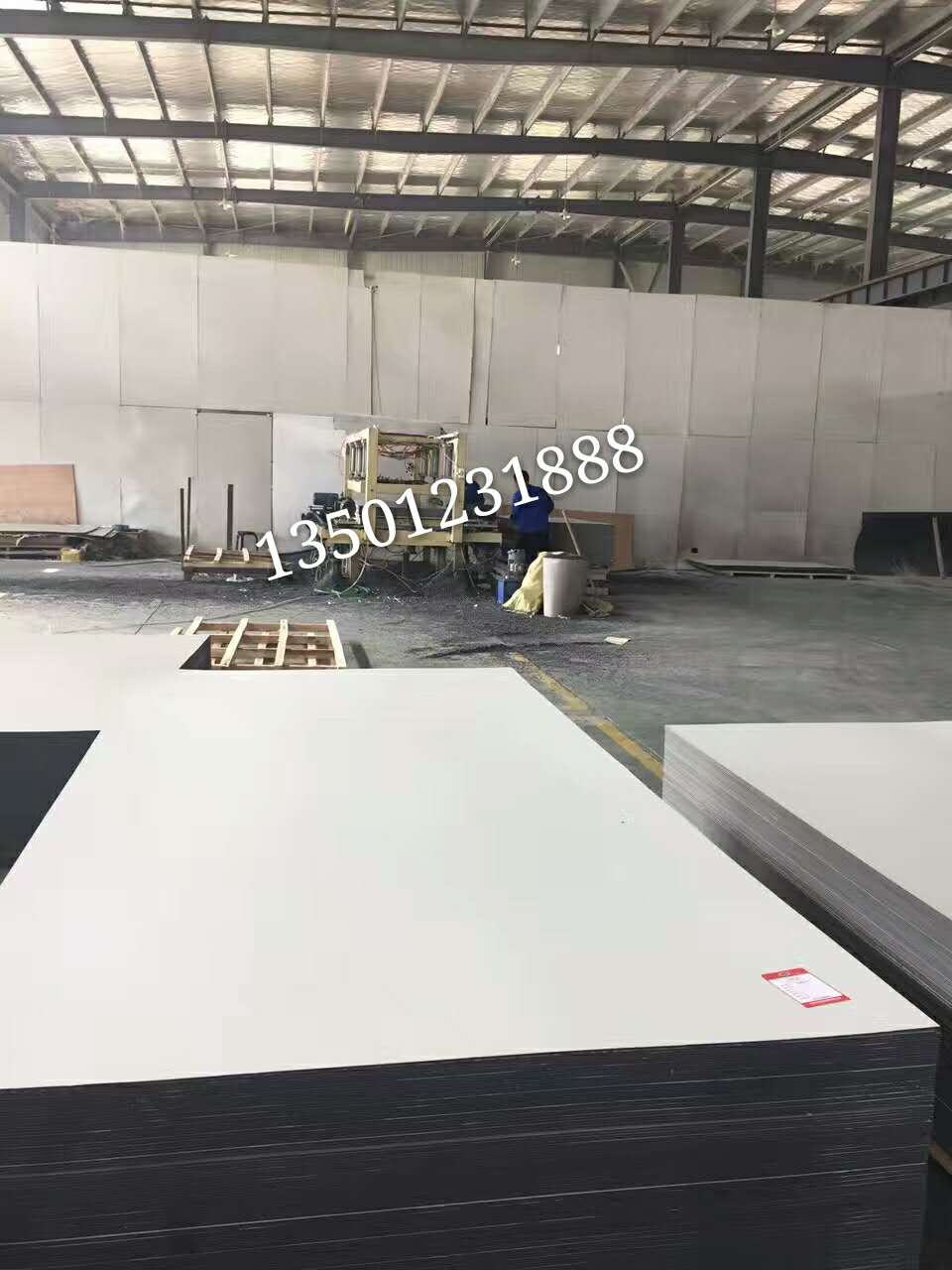 吉祥铝塑板厂房展示